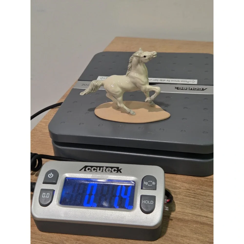 Vintage Hagen Renaker Miniature Horse Figurine Porcelain White Arabian 3''